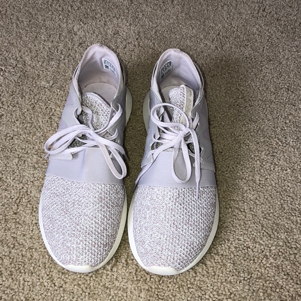 Lavender ADIDAS TENNIS SHOE BRAND NEW